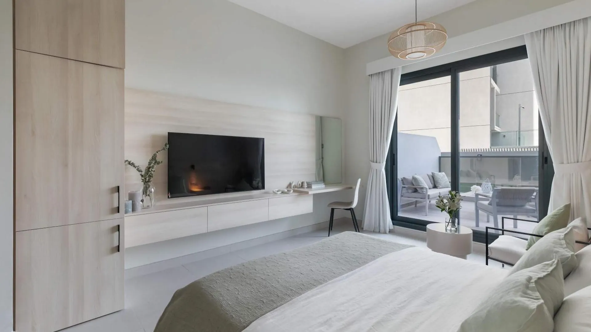 Brand New Sleek Luxury Studio Dubai