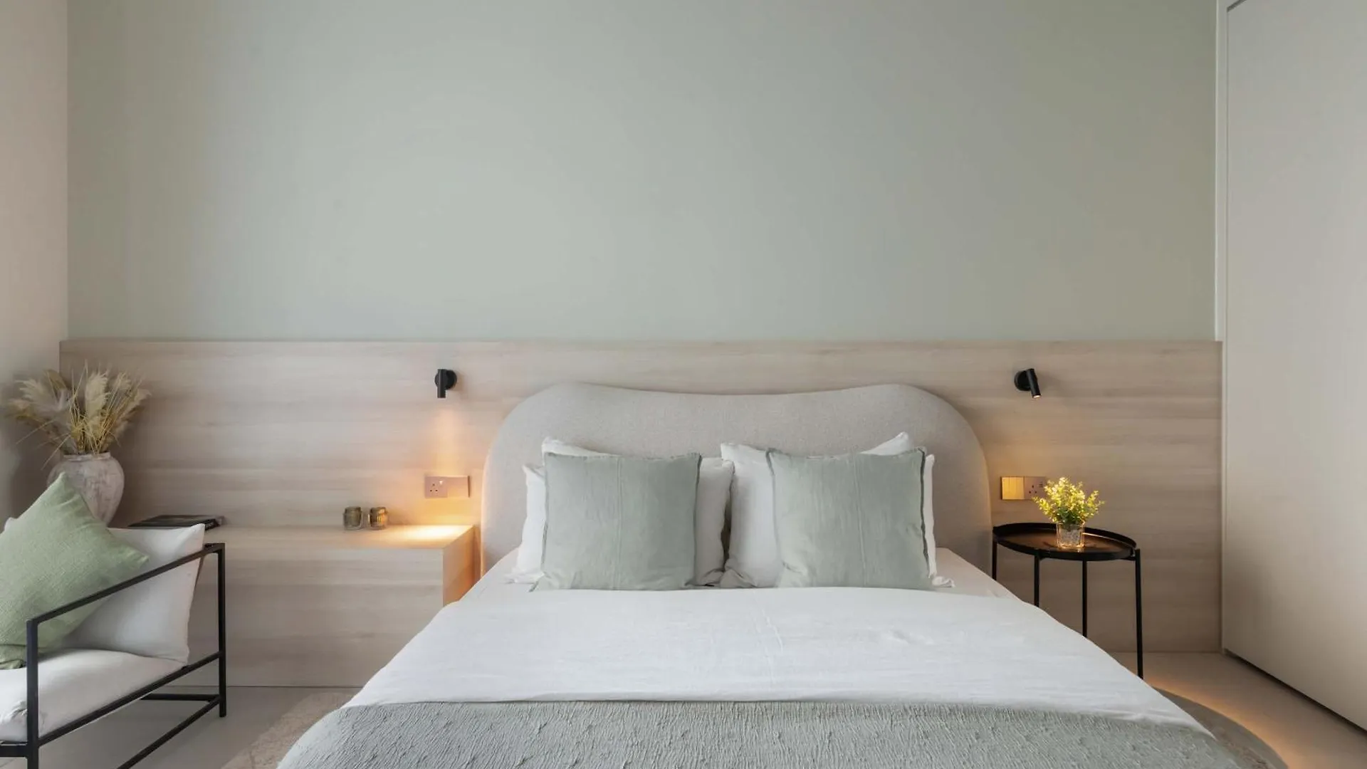 Apartment Brand New Sleek Luxury Studio Dubai